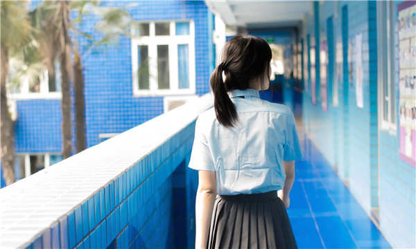 建华如何找到一个可以帮助我生孩子的女人？